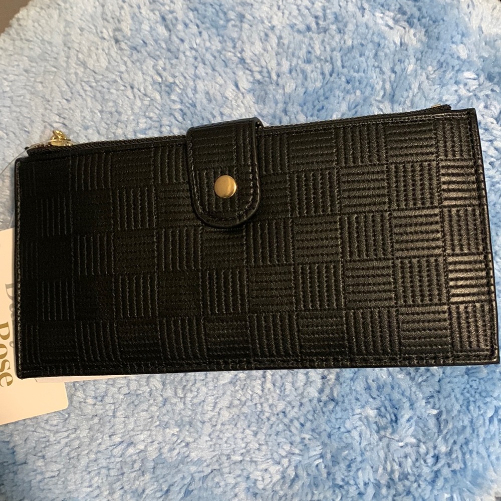 Black daisy rose Textured Wallet